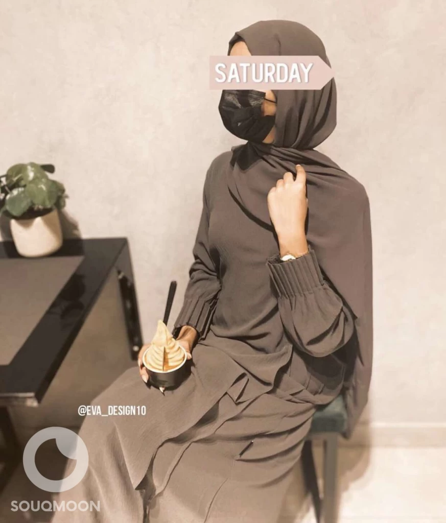 Abaya code : E04