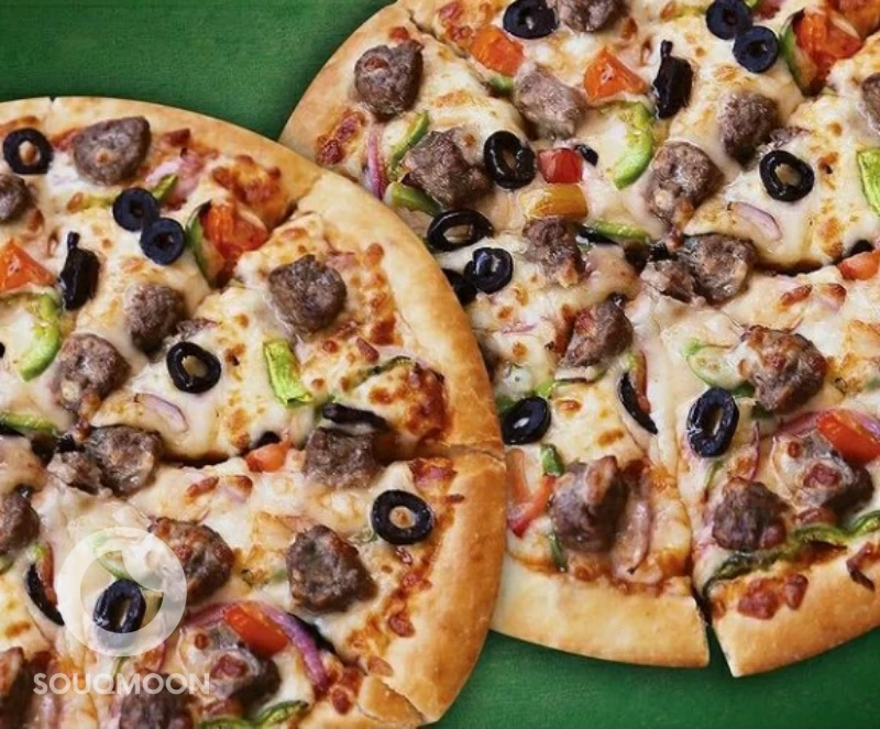 بيتزا كباب باللحم