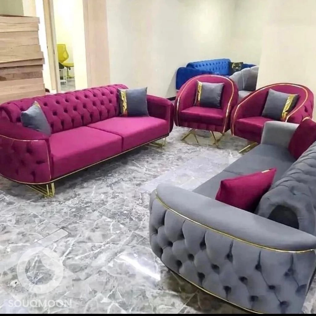 يوجد لدينا عروض بمناسبة اليوم الوطني السعودي ويوجد لدينا توصيل الي جميع مناطق المملكة ودول الخليج ويوجد لدينا تفصيل حسب الطلب