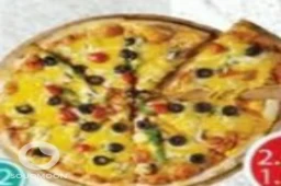 ألفريدو بيتزا بالخضرة
