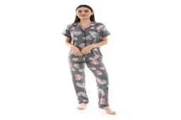 بيجامه نوم