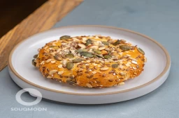 فطيرة الحبوب المتنوعة بالتمر