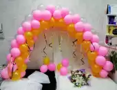 قوس بالون متميز مع باقة ورد مع تغليف هدية مجانا 