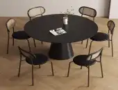 طاولة طعام عصرية 