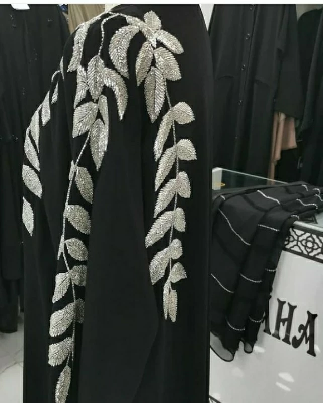 عباءات الجنان